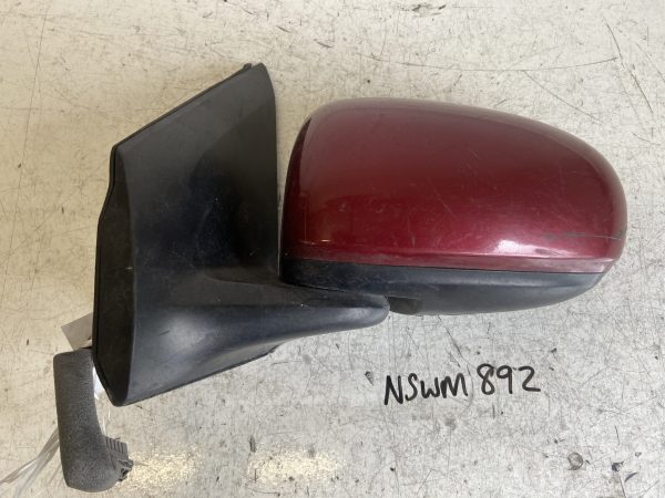 Nissan Almera Tino 2000-2005 MPV Near Side Electric Door Mirror – Maroon