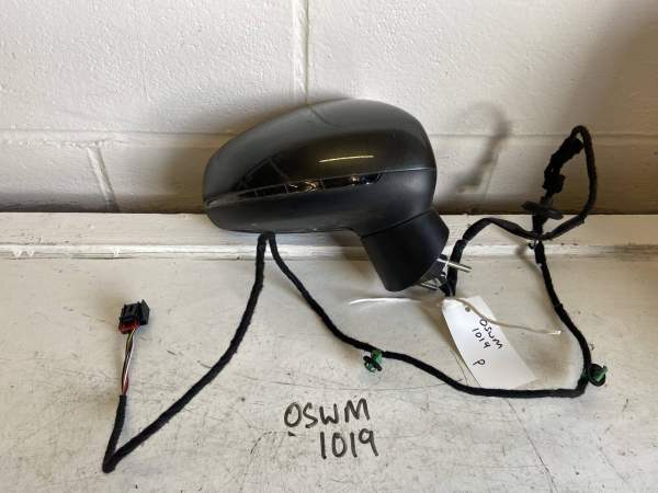 Audi A1 2010-2015 Hatchback Off Side Electric Door Mirror – Grey – 6 Wire Type