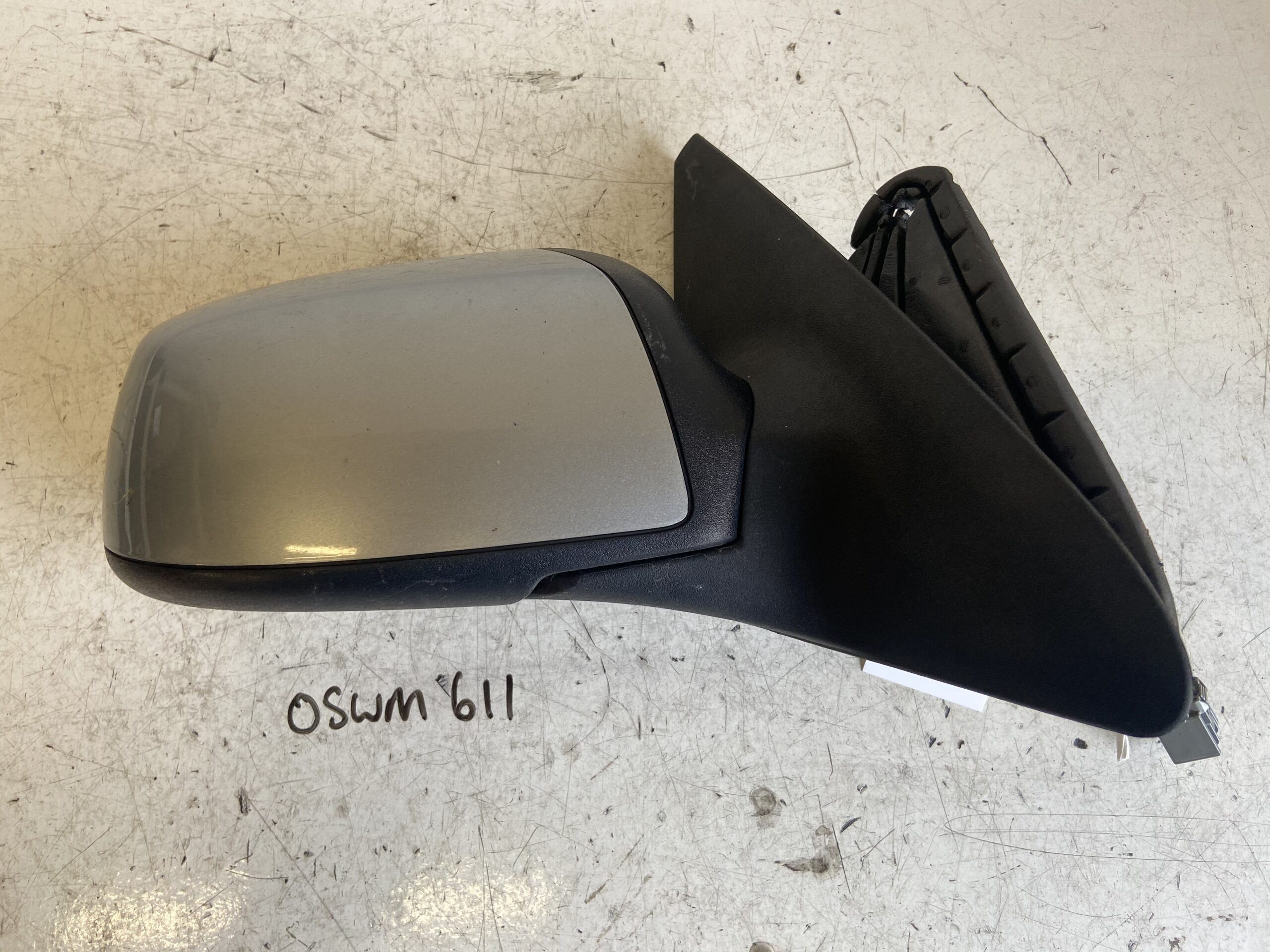 Ford Mondeo 2003-2007 (Facelift) Off Side Electric Door Mirror – Silver