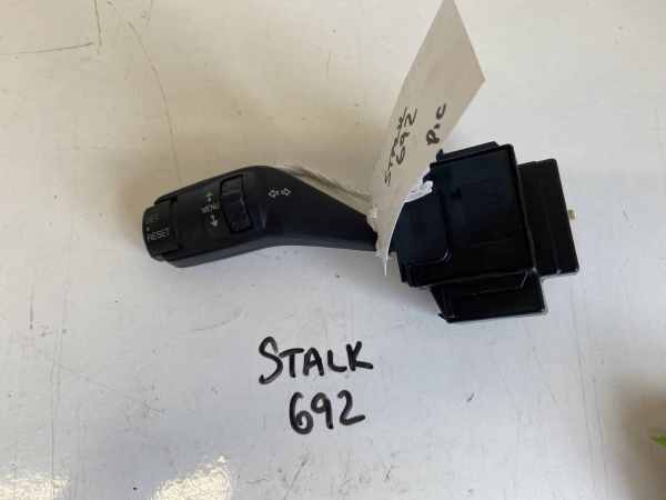 Ford Focus / C Max 2003-2011 Indicator Stalk With Reset Button 4M5T13335BD
