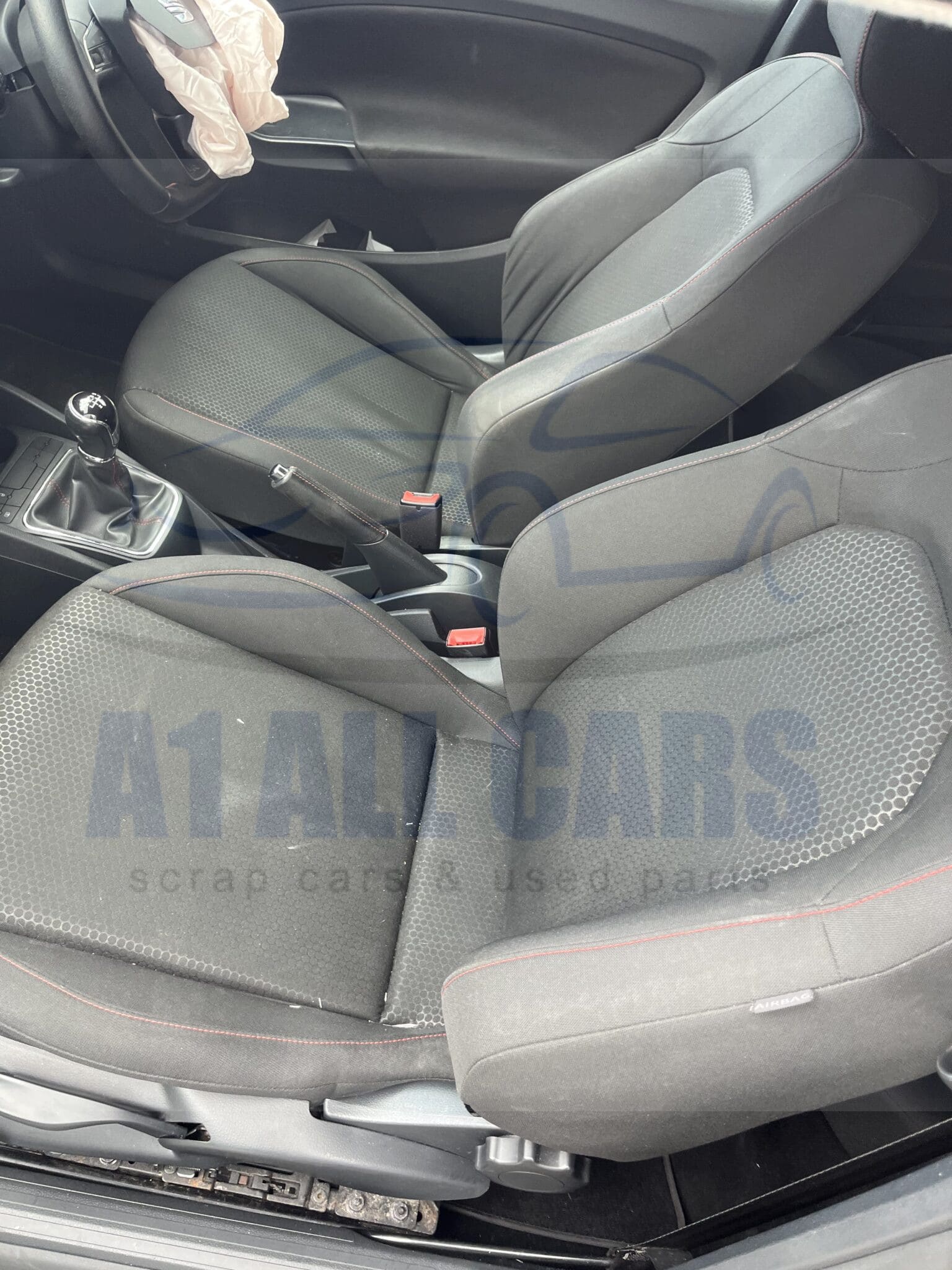 Seat Ibiza TSI FR Technology 6j SE25 MK4 Fl 2012-2017 1.2 Petrol Manual 3 Door Hatchback Black LY9T Breaking for Parts