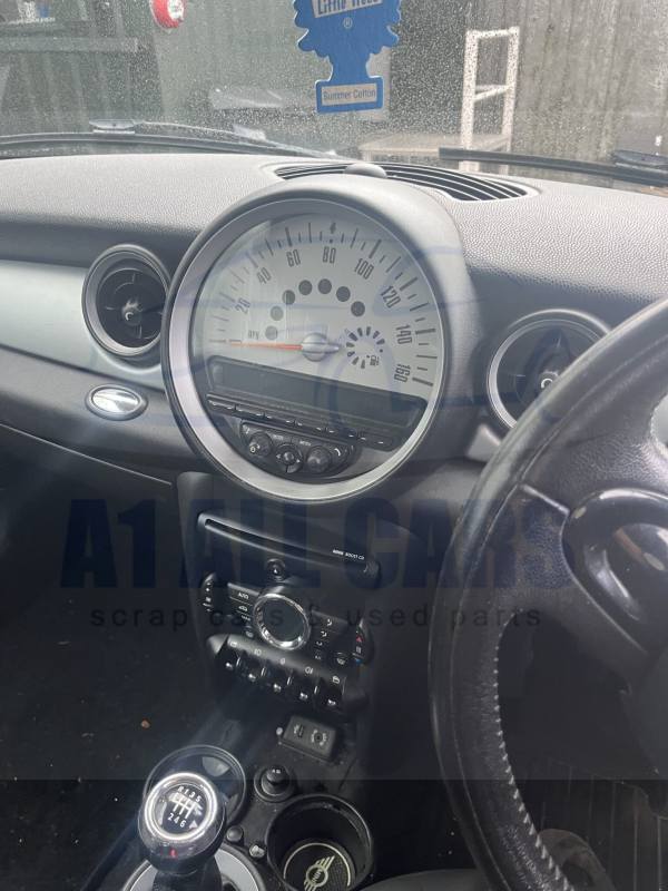 Mini Clubman One Mk2 2006-2015 1.6 Petrol 6 Speed Manual 5 Door Estate Cream Breaking for Parts