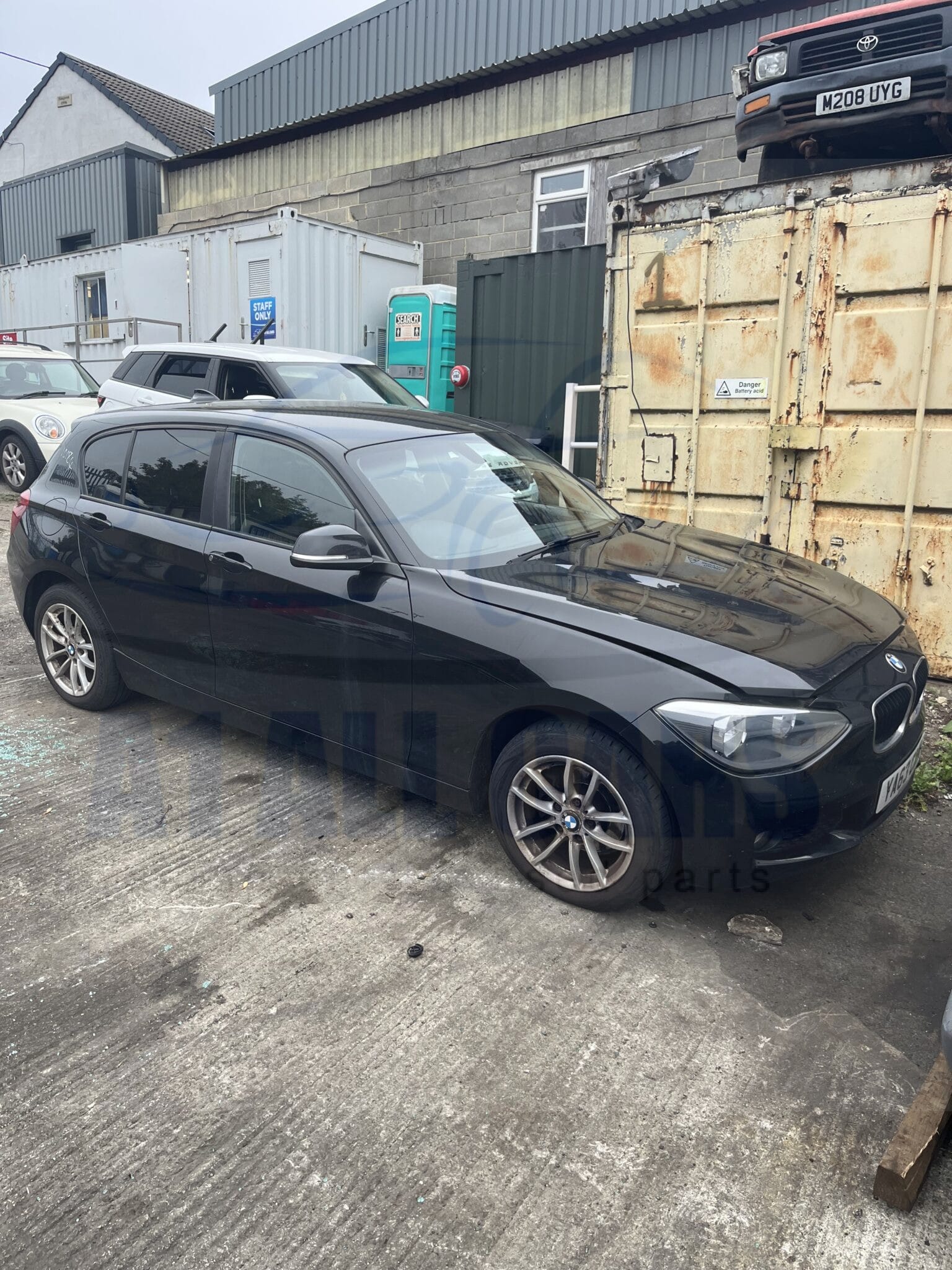 BMW 1 Series 118d SE MK2 2011-2015 2.0 Diesel Automatic 5 Door Hatchback Black 475 Breaking for Parts