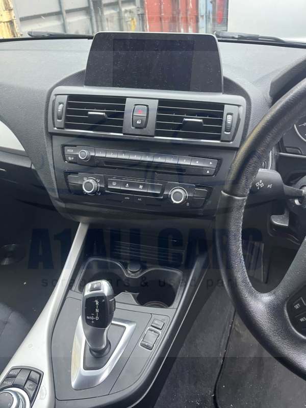 BMW 1 Series 118d SE MK2 2011-2015 2.0 Diesel Automatic 5 Door Hatchback Black 475 Breaking for Parts