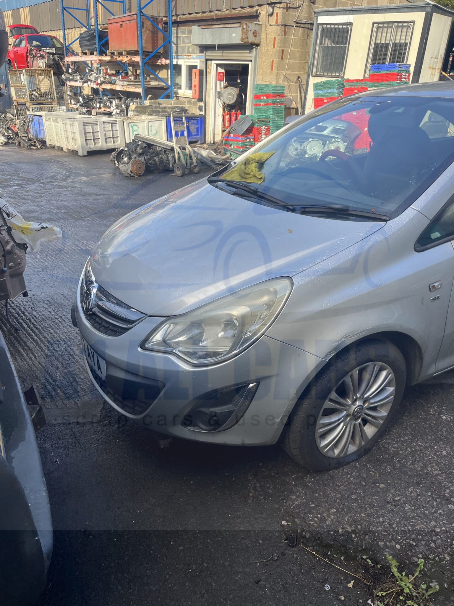 Vauxhall Corsa SE Mk3 FL D 2010-2014 1.2 Petrol 5 Speed Manual 3 Door Hatchback Silver Z176 Breaking for Parts