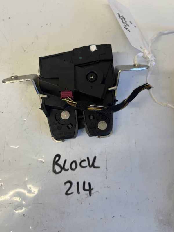 Mercedes E Class 2009-2014 Estate Tailgate Locking Mechanism – A2047400435