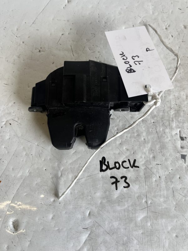 Peugeot 207 2006-2015 Berlingo/Partner 08-15 / C3 Picasso Hatchback Tailgate Locking Mechanism – 9671153780