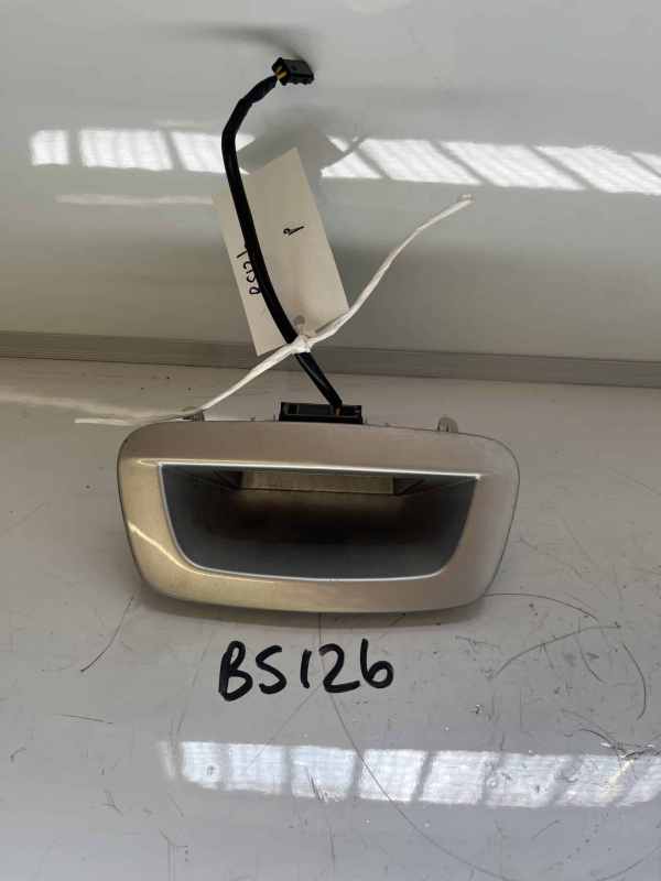 Vauxhall Mokka 2012-2019 Hatchback Tailgate Handle / Release Switch – Silver Z176