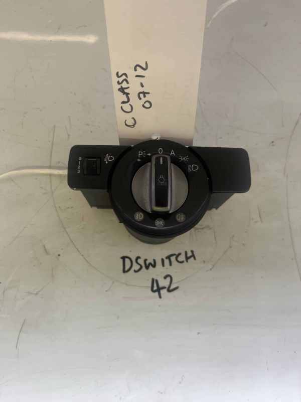 Mercedes C Class 2007-2012 Headlamp Switch – A2045451804