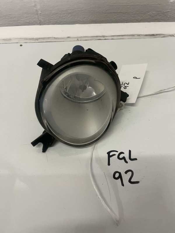 Volkswagen Touareg 2002-2010 Near Side Front Fog Lamp – 7L5941699D