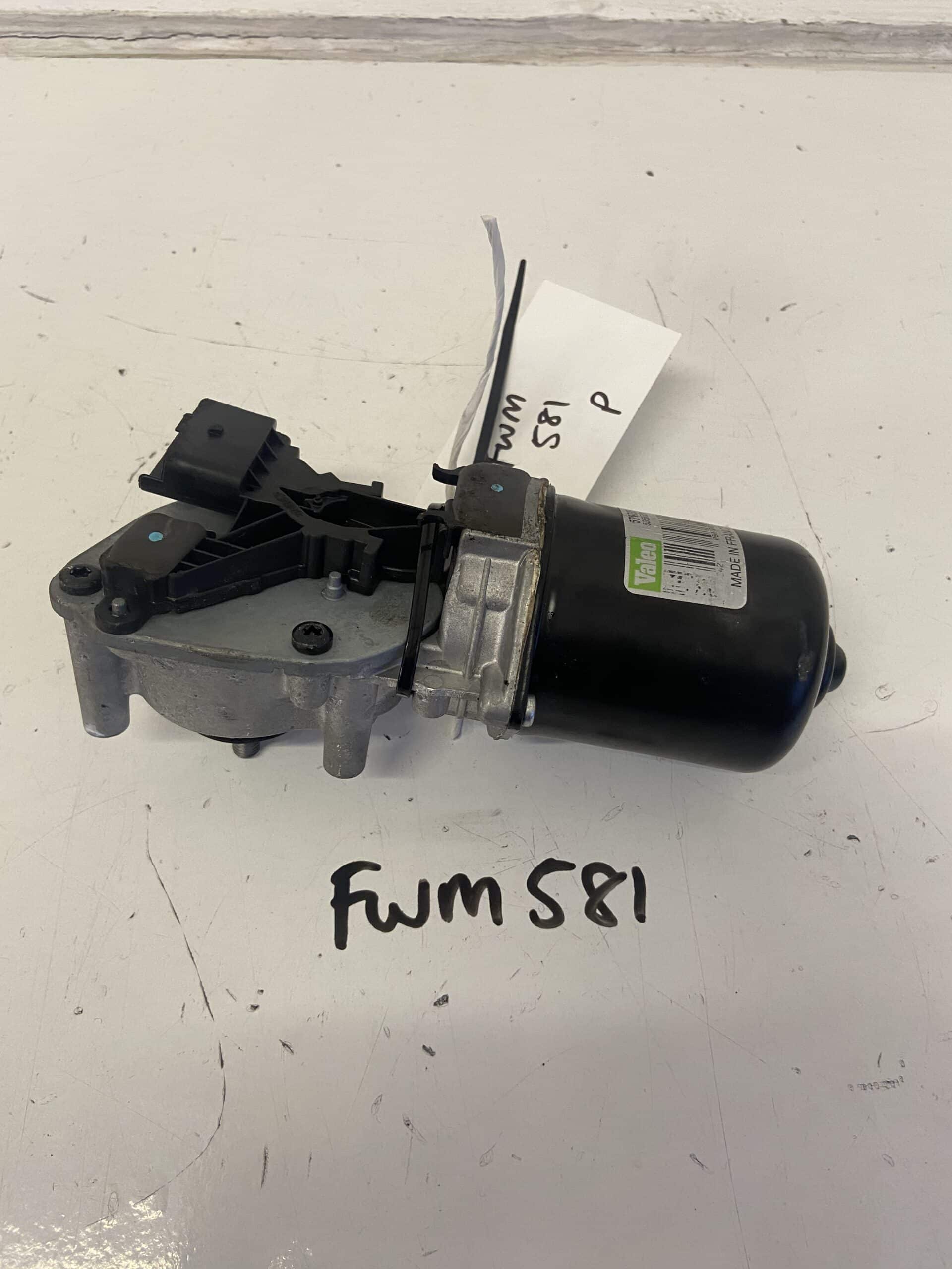 Renault Scenic 2003-2008 MPV Front Wiper Motor – 53565202
