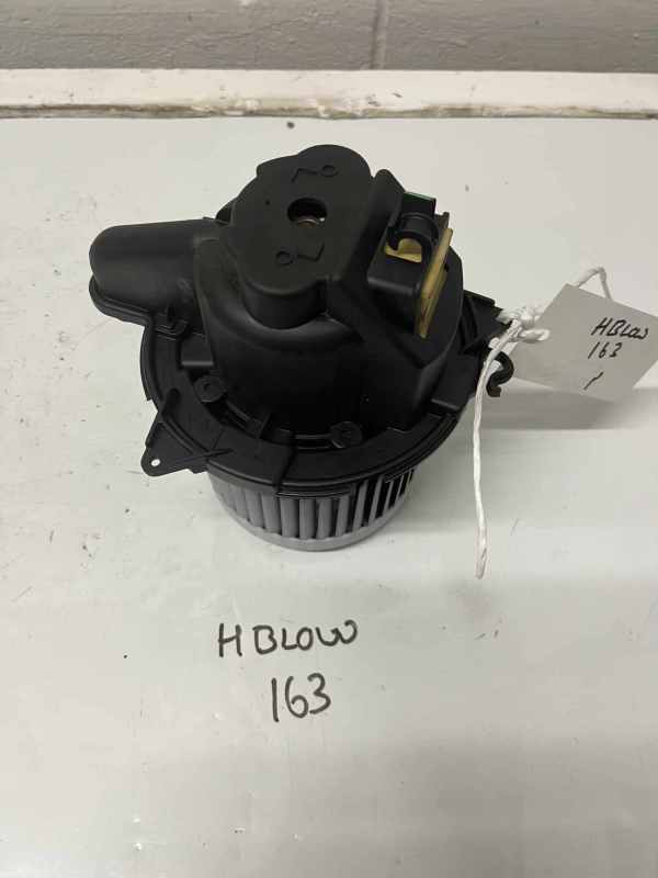Dacia Sandero 2012-2017 Heater Blower Motor – 2 Pin Plug