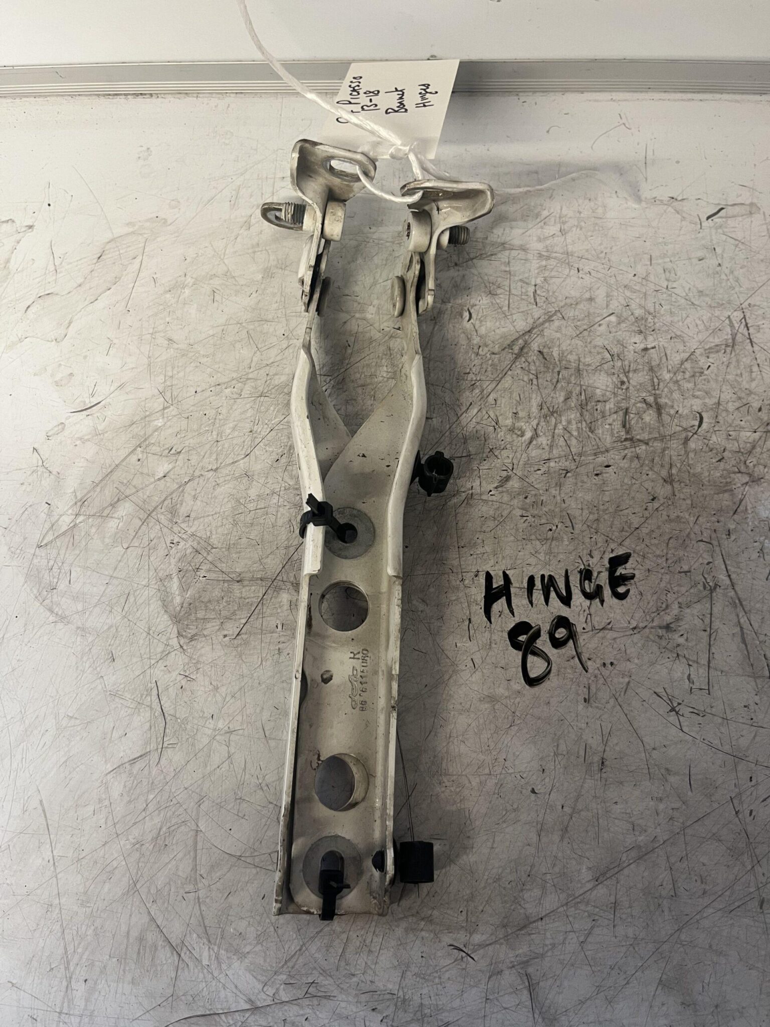 Citroen C4 Picasso 2013-2018 Bonnet Hinges – PAIR