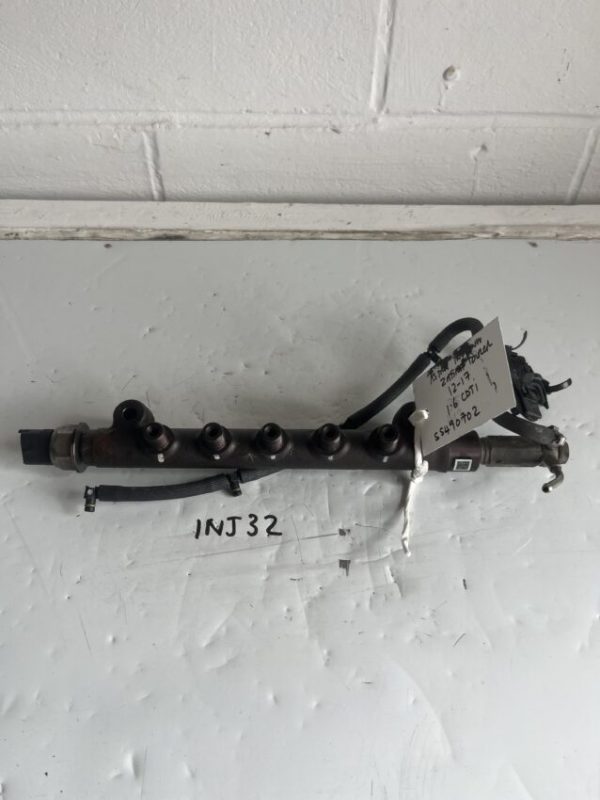 Vauxhall Astra / Insignia / Zafira Tourer 1.6 CDTI Diesel Fuel / Injector Rail – 55490702