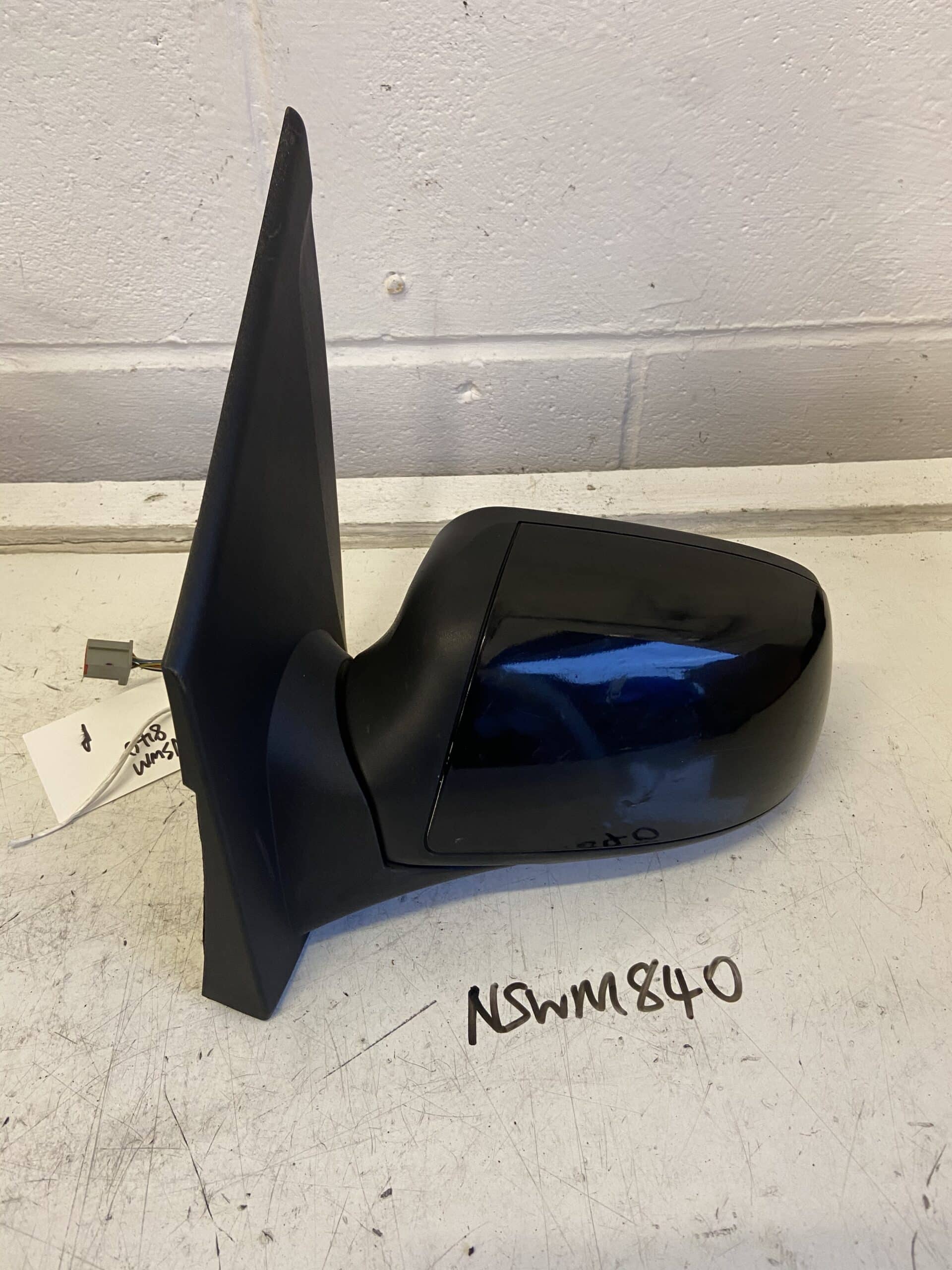 Ford Fiesta 2005-2008 Hatchback Near Side Electric Door Mirror – Black – D2