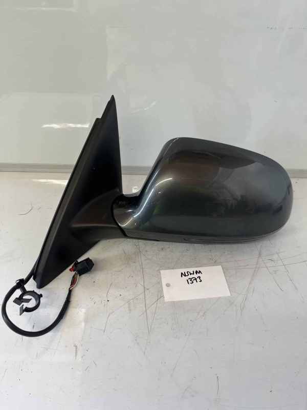 Audi Q3 2011-2015 Near Side Door Mirror – Grey LZ7S Colour Code