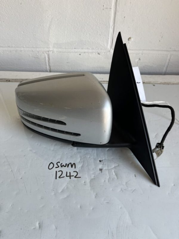 Mercedes C Class 2007-2012 Saloon / Estate Off Side Electric Door Mirror – Silver ( Power Fold )