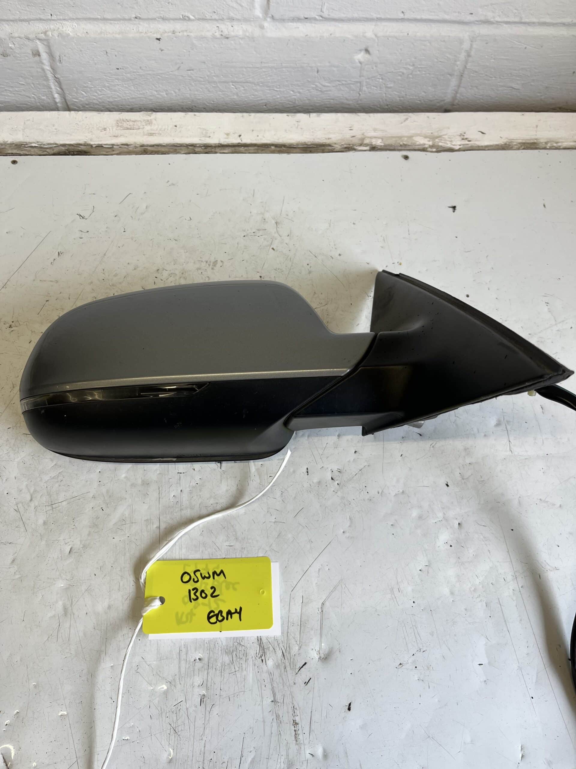 Audi A4 2008-2012 Saloon / Estate Off Side Electric Door Mirror – Grey LY7G