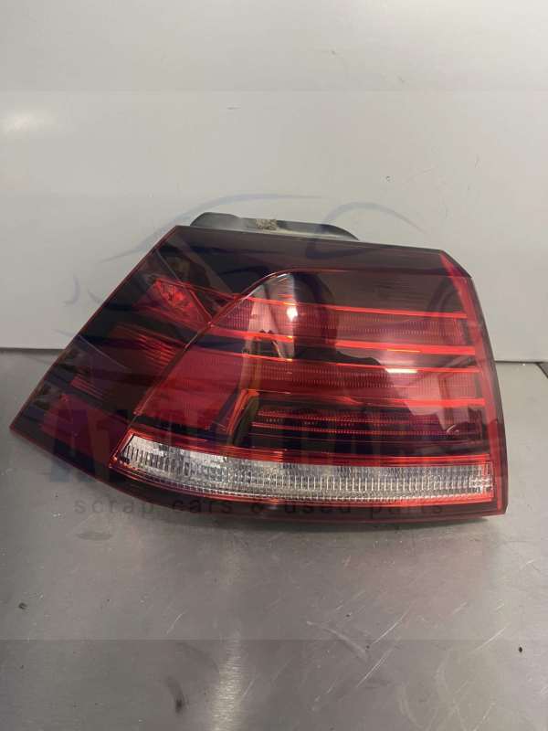 Volkswagen Golf 2016-2019 MK7.5 Hatchback Near Side Taillamp – LED – 5G0945095Q