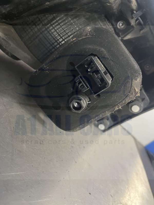 Volkswagen Golf 2016-2019 MK7.5 Hatchback Off Side Taillamp – LED – 5G0945096Q