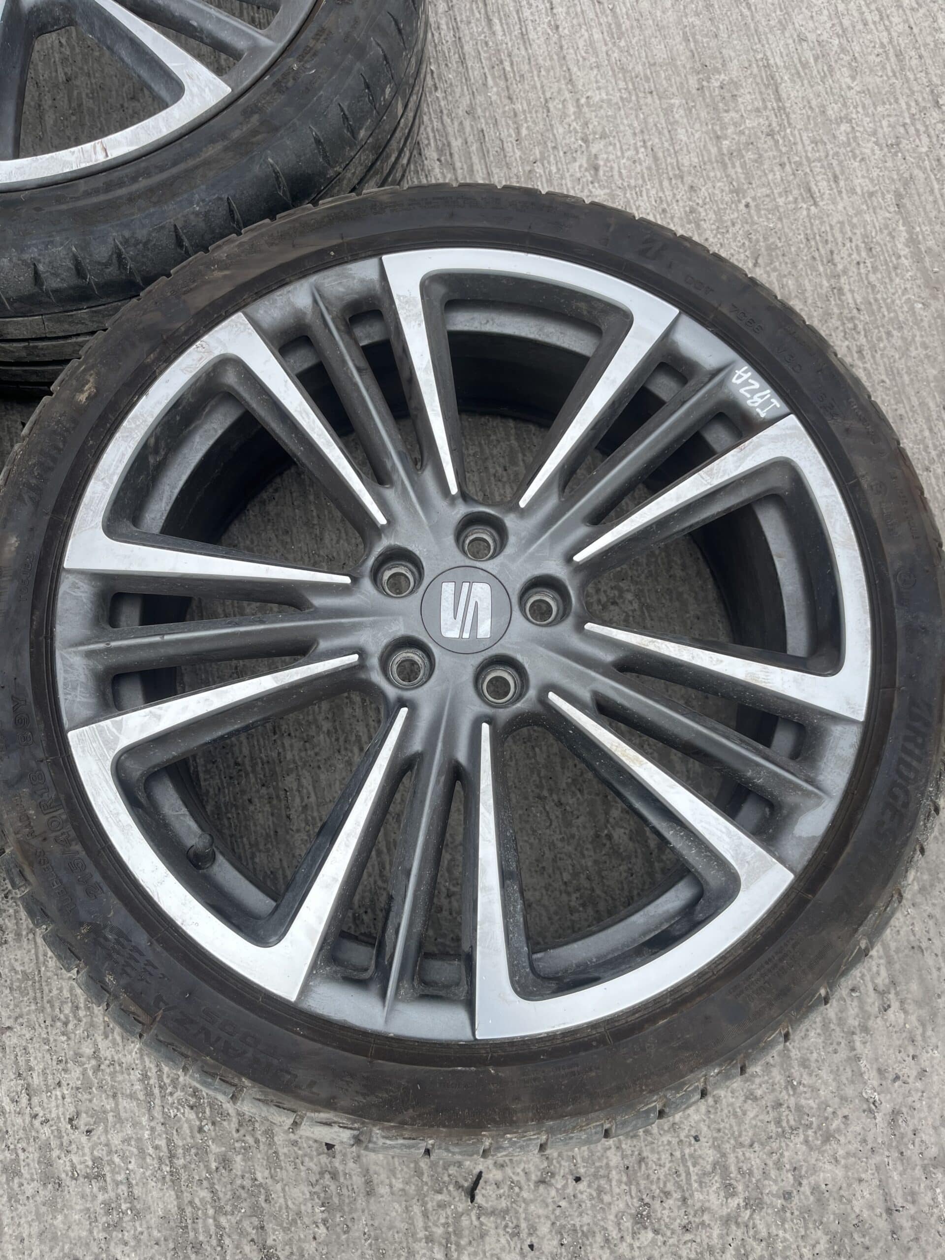 Seat Ibiza 2017-2024 Anniversary Model Single 18″ Alloy Wheel And Tyre – 215/40/18