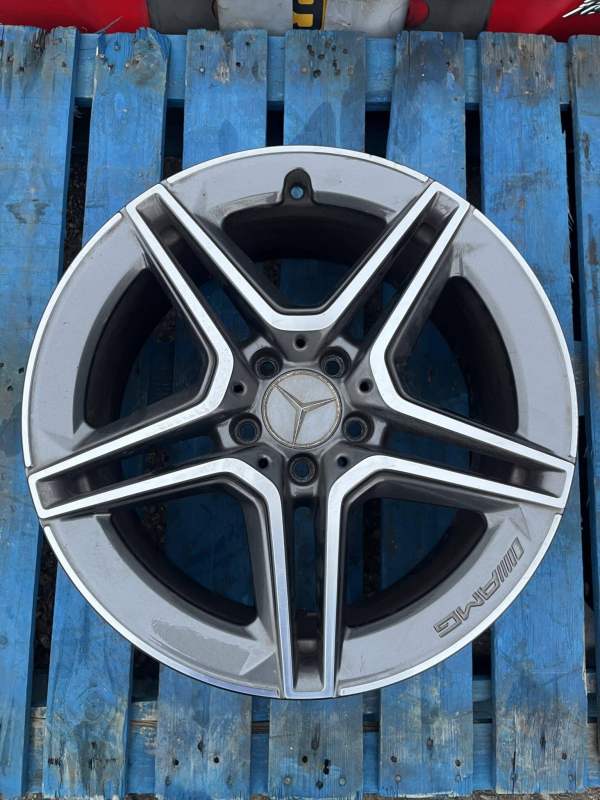Mercedes C Class C43 AMG 18″ Front Alloy Wheel – A2054019900 ( Removed From 2019 Model )