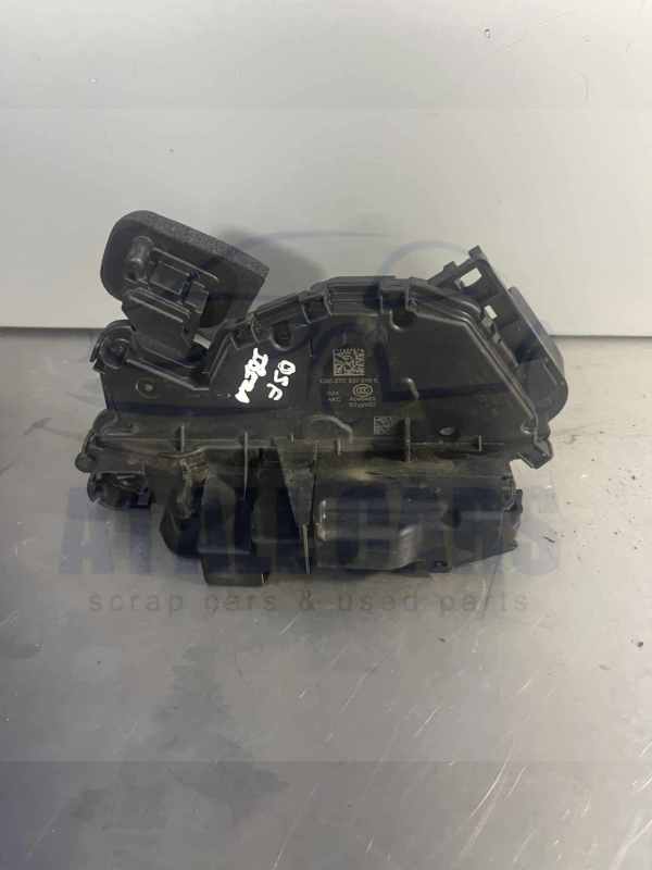 Seat Ibiza 2017-2024 5 Door Hatchback Off Side Front Door Locking Mechanism – 5TC837016C