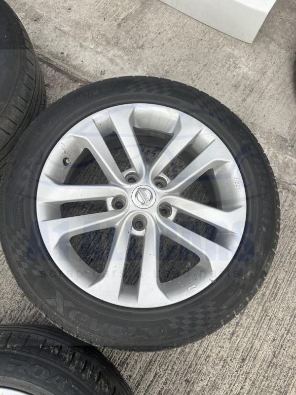 Nissan Juke 2010-2019 Full Set Of 17″ Alloy Wheels With Tyres – 215/55/17