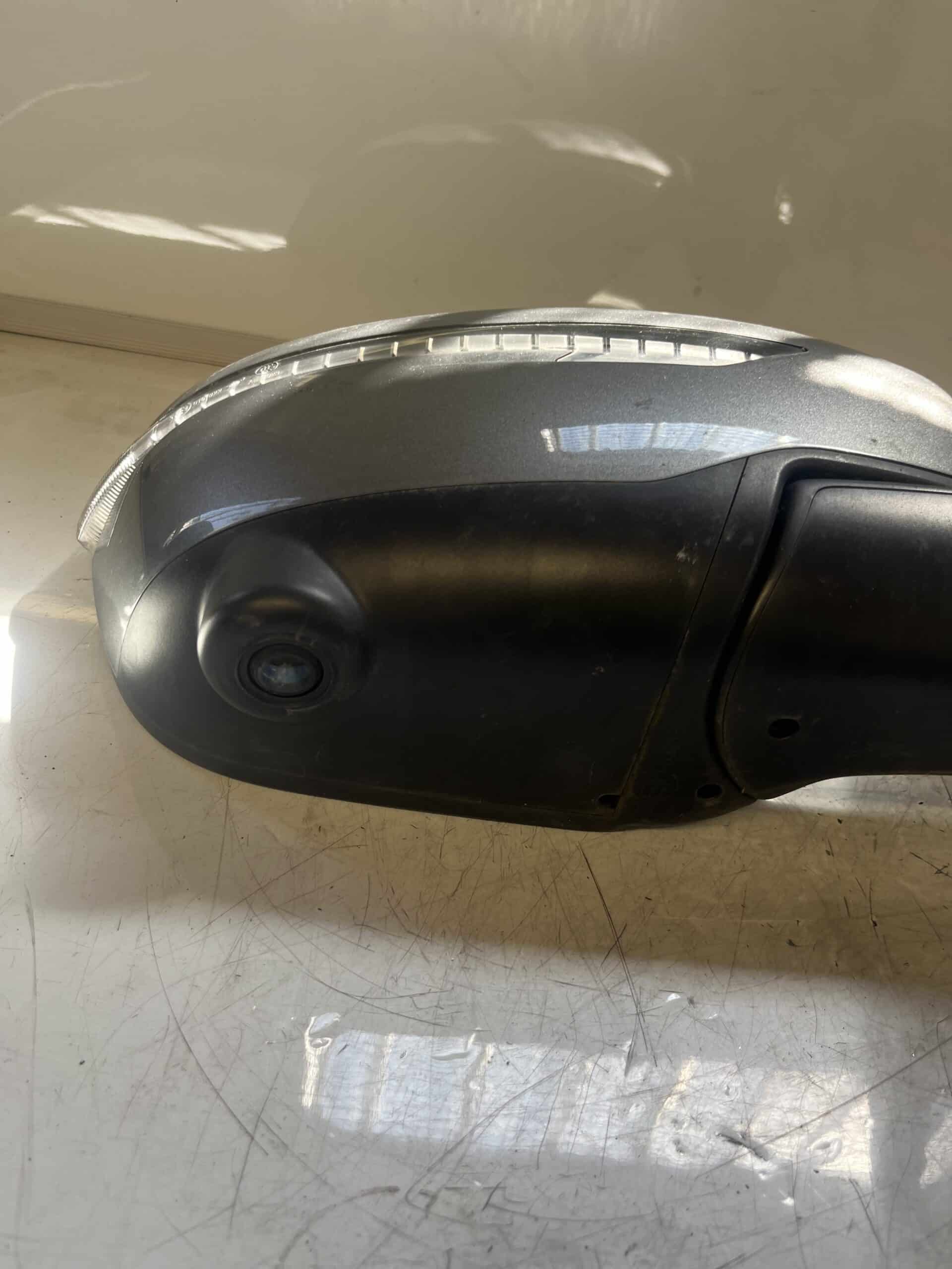 Nissan Qashqai 2013-2017 Off Side Electric Door Mirror – Grey KAD Colour Code ( Power Fold And Camera )