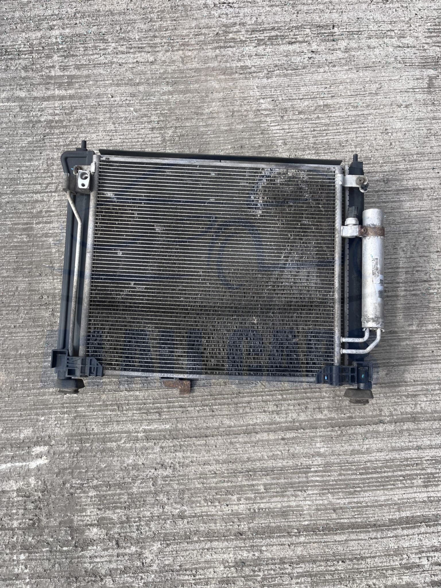 Nissan Pulsar 2013-2018 1.5 DCI 6 Speed Manual Radiator Pack With AC