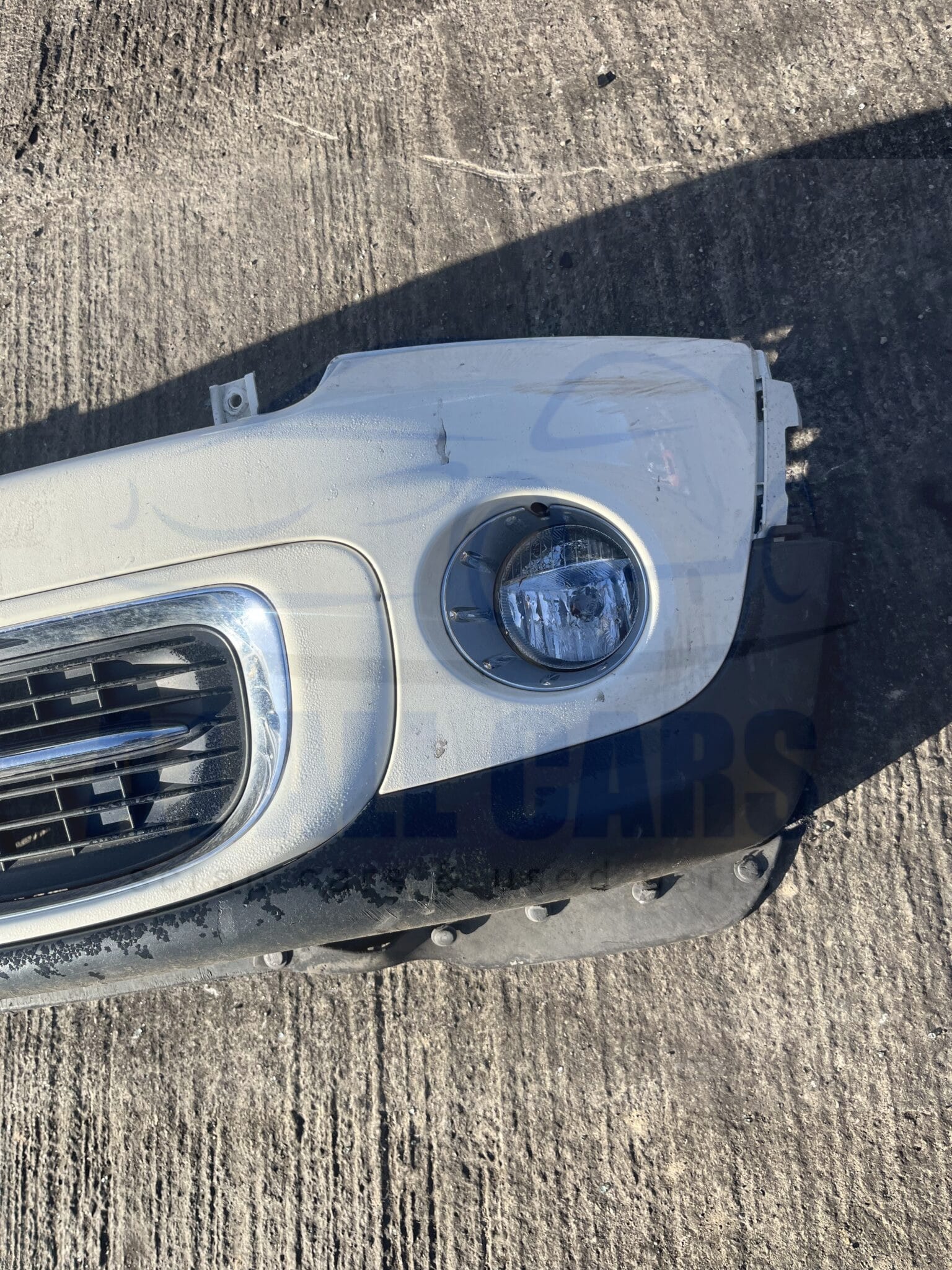 BMW Mini / Clubman 2006-2014 Front Bumper With Fogs – White / Cream