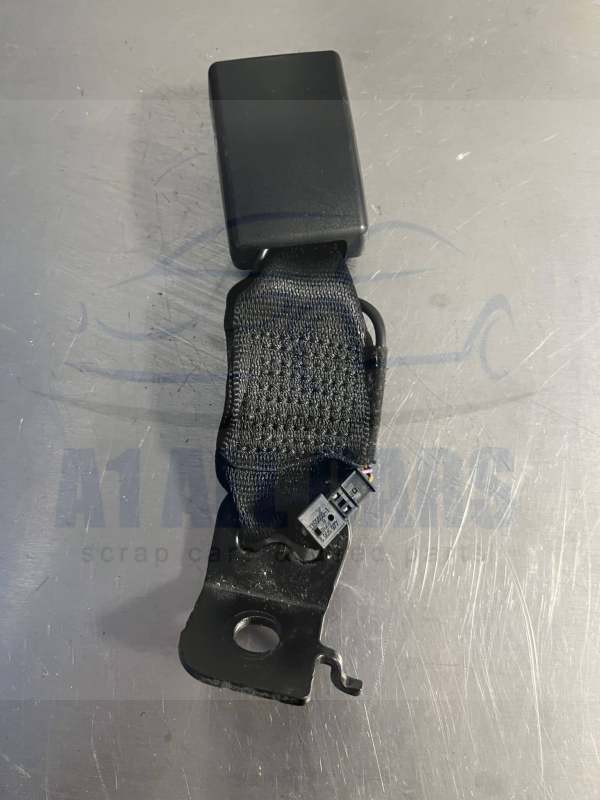 Bmw 1 Series 2011-2015 5 Door Hatchback Near Side Rear Seatbelt Anchor – 7266352