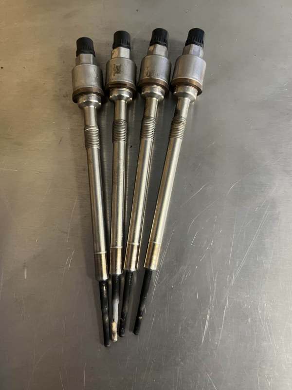 Vauxhall Astra / Insignia / Zafira 2010-2019 Full Set Of Glow Plugs x4 – 55590467