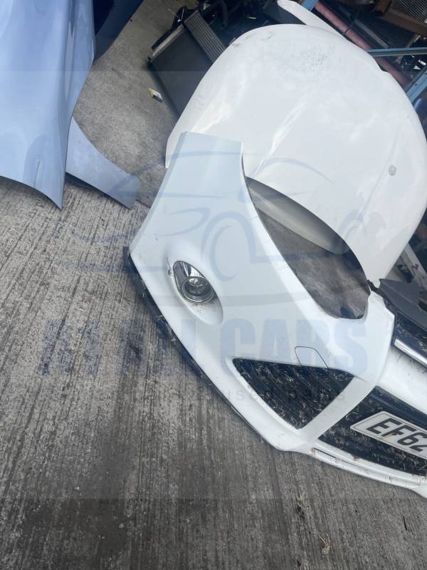 Ford Focus 2011-2015 Front Bumper With Fogs – White