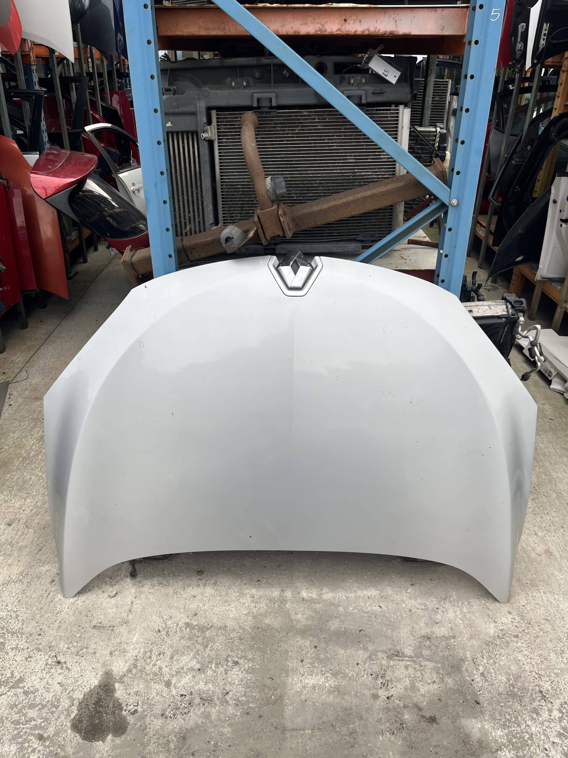 Renault Megane 2008-2014 Bonnet – Silver ( Call Office For Delivery Quote )
