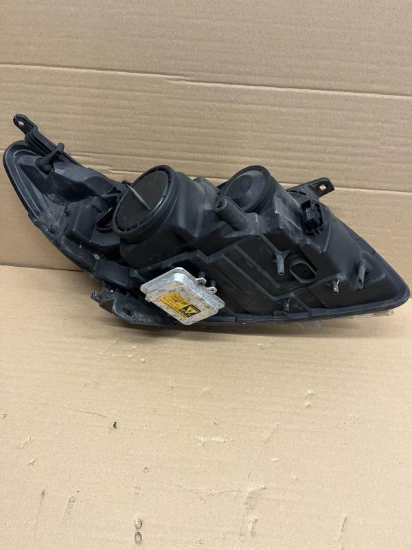 Saab 93 2008-2011 Near Side Headlamp – Xenon – 12770145 / 1LL009606-07