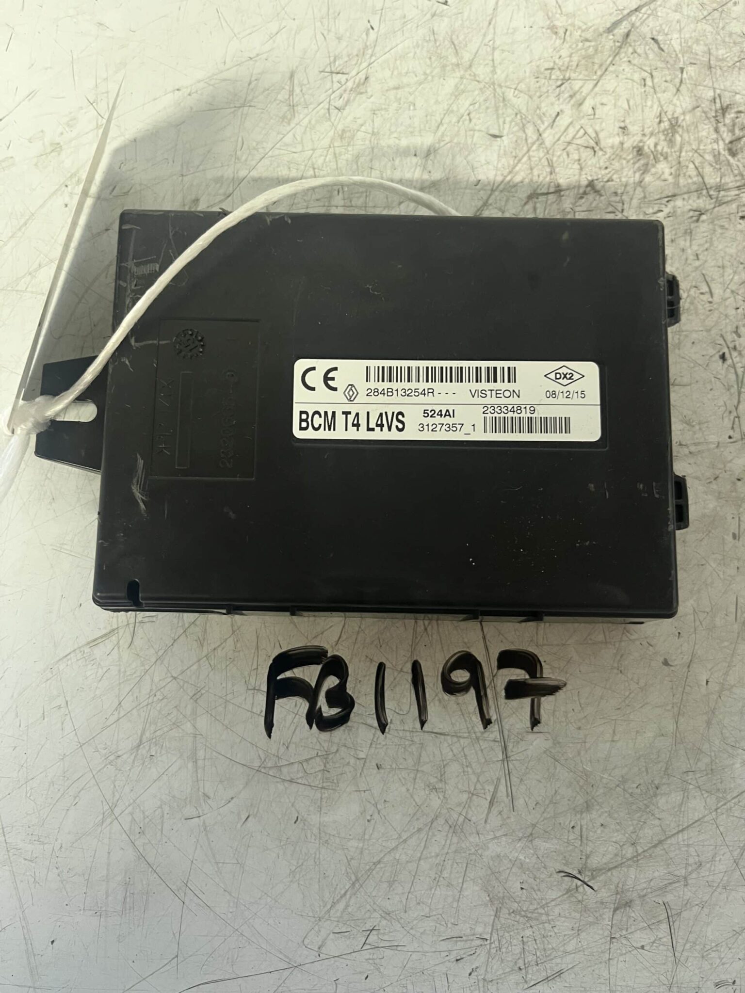 Renault Clio / Captur / Twingo / Trafic / Vauxhall Vivaro 2010-2019 BCM / Fuse Box / Body Control Module – 284B13254R