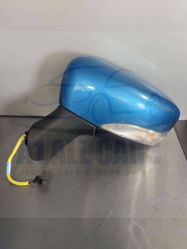 Renault Captur 2013-2018 Near Side Electric Door Mirror – Blue TERPM Colour Code