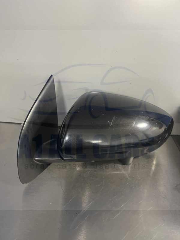 Nissan Qashqai 2007-2013 Near Side Electric Door Mirror – Black ( Power Fold And Camera )