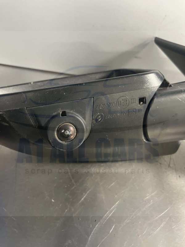 Nissan Qashqai 2007-2013 Near Side Electric Door Mirror – Black ( Power Fold And Camera )