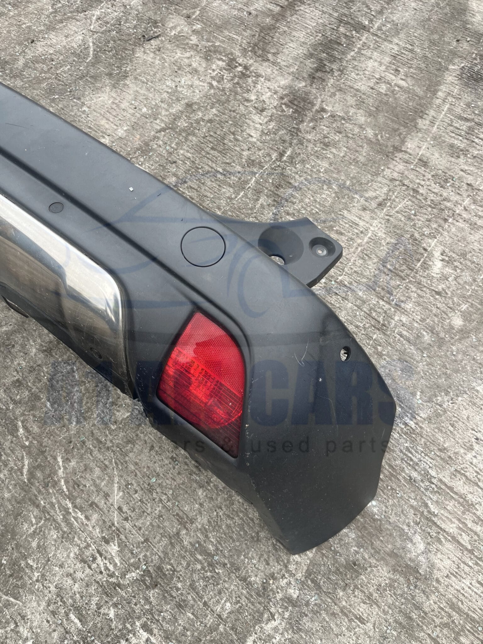 Peugeot 2008 2013-2016 5 Door Hatchback Rear Bumper With Sensors – Black
