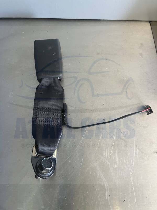 Renault Captur 2013-2018 5 Door Hatchback Off Side Rear Seatbelt Anchor