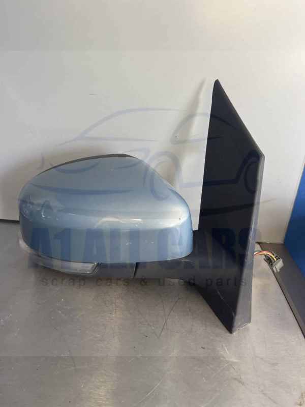Ford Focus 2008-2011 Hatchback / Estate Off Side Electric Door Mirror – Blue M8 Colour Code