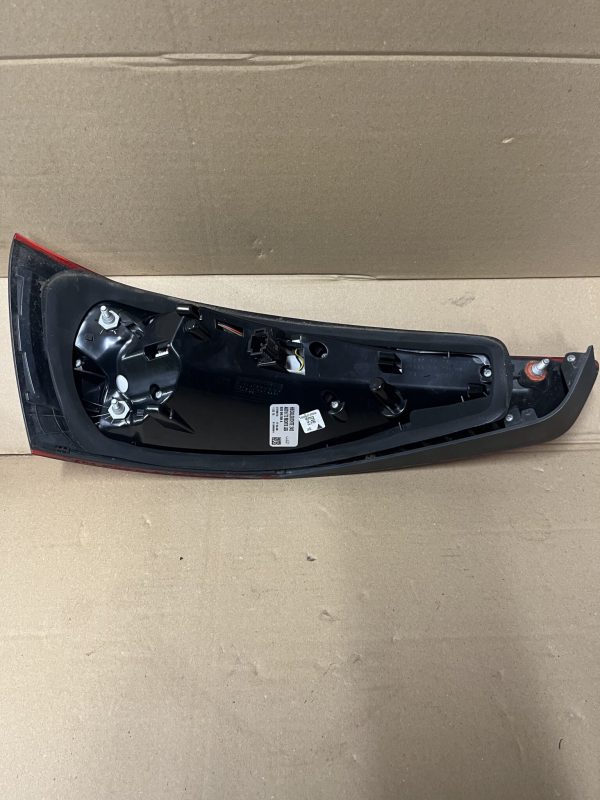 Audi Q3 2011-2015 Hatchback Off Side Taillamp – 8U0945094A
