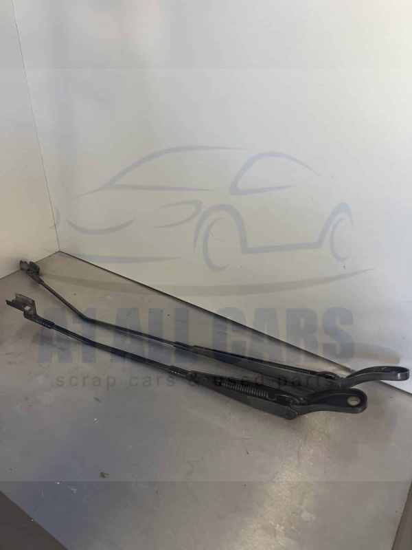 Peugeot 2008 2013-2019 Front Wiper Arms – Pair