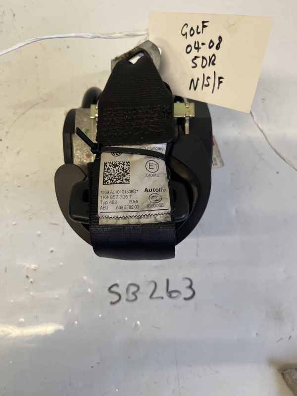 Volkswagen Golf 2004-2008 5 Door Hatchback / Estate Near Side Front Seatbelt – 1K4857705T