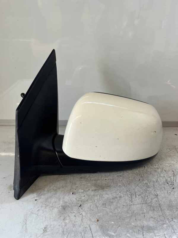 KIA Picanto 2011-2017 Near Side Manual Door Mirror – White