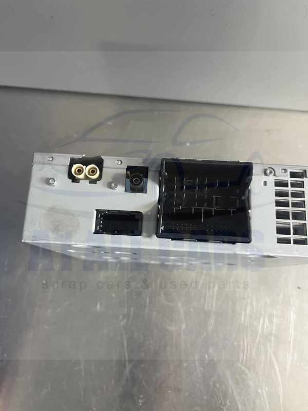 Audi A4 2012-2015 INFOTAINMENT / Radio Head Unit – 4G0035061N