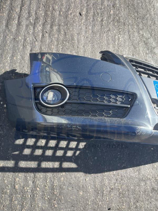 Audi A5 2007-2012 Convertible / Coupe Front Bumper With Fogs – Grey LZ7H Colour Code ( Small Damage See Pics )