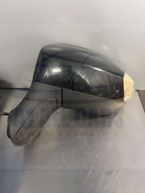 Ford Kuga 2008-2012 Near Side Electric Door Mirror With Puddle Lamp – Black ( Power Fold )